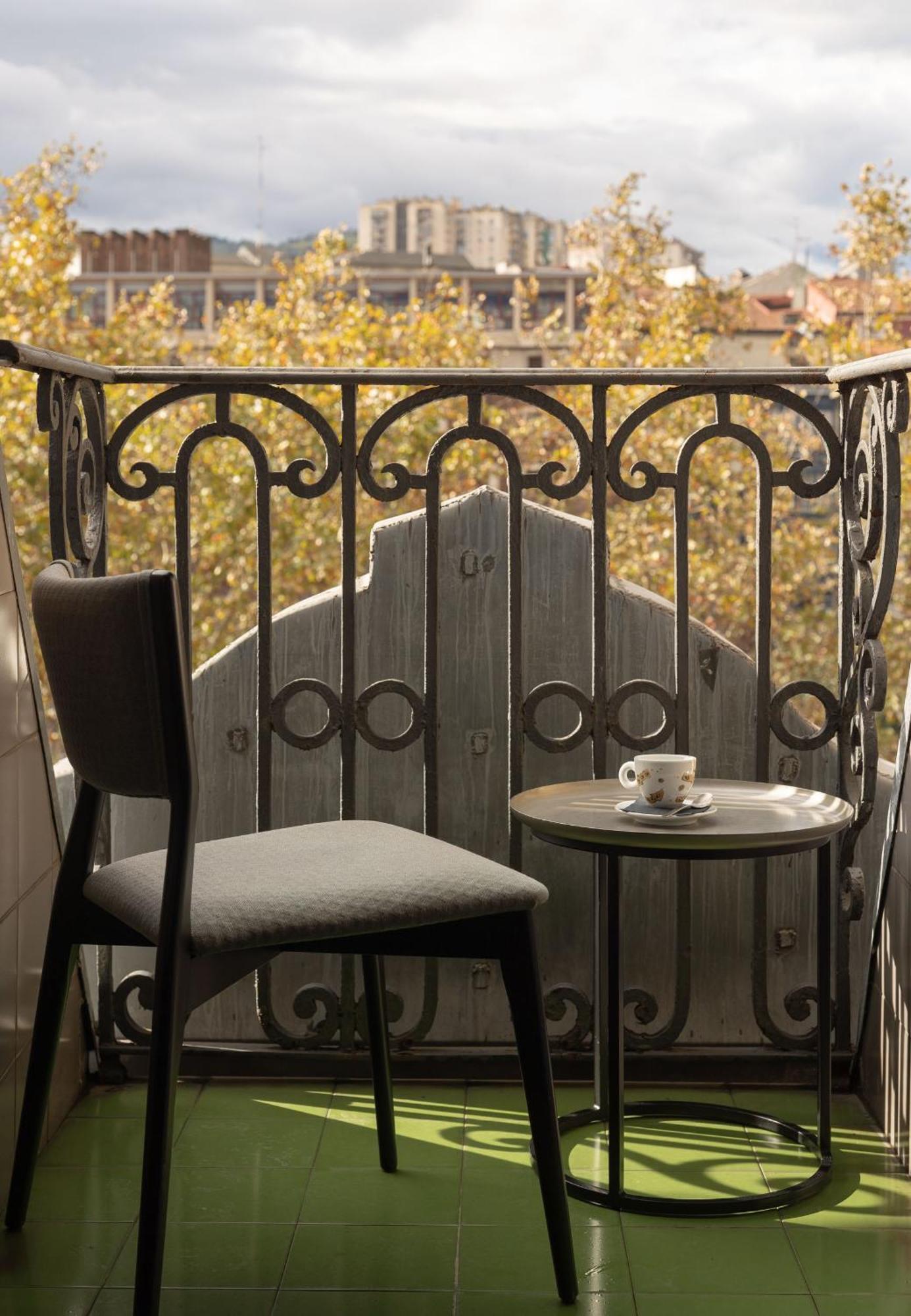 Hotel Tayko Bilbao Kültér fotó