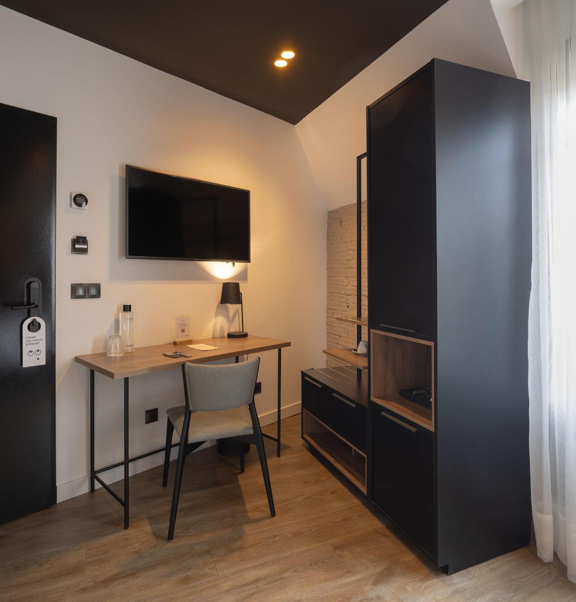 Hotel Tayko Bilbao Kültér fotó