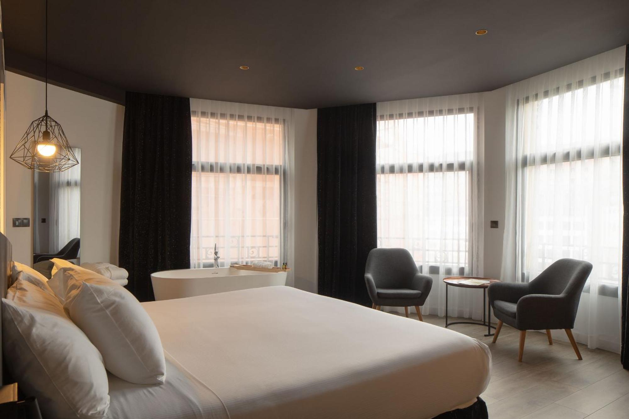 Hotel Tayko Bilbao Kültér fotó