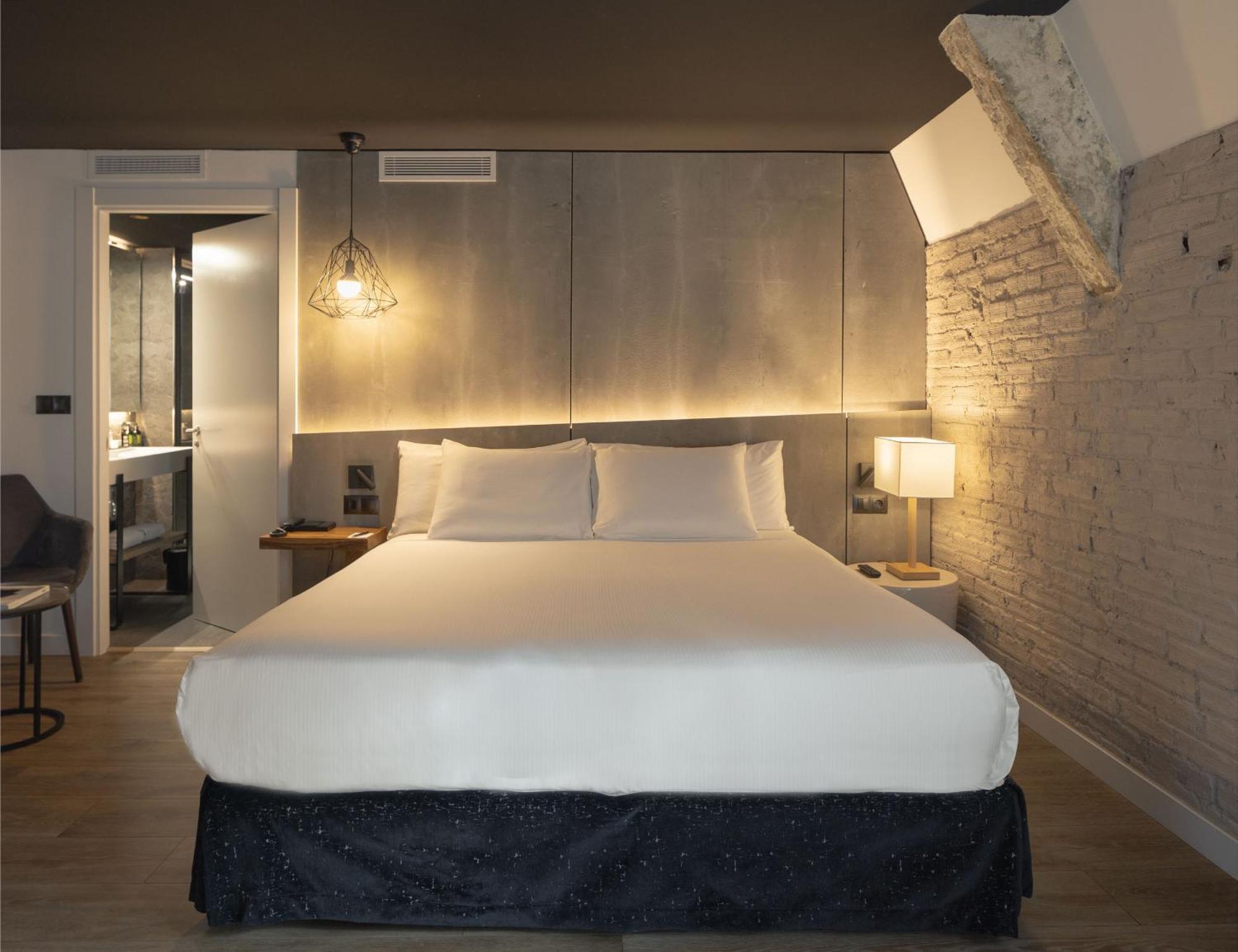 Hotel Tayko Bilbao Kültér fotó