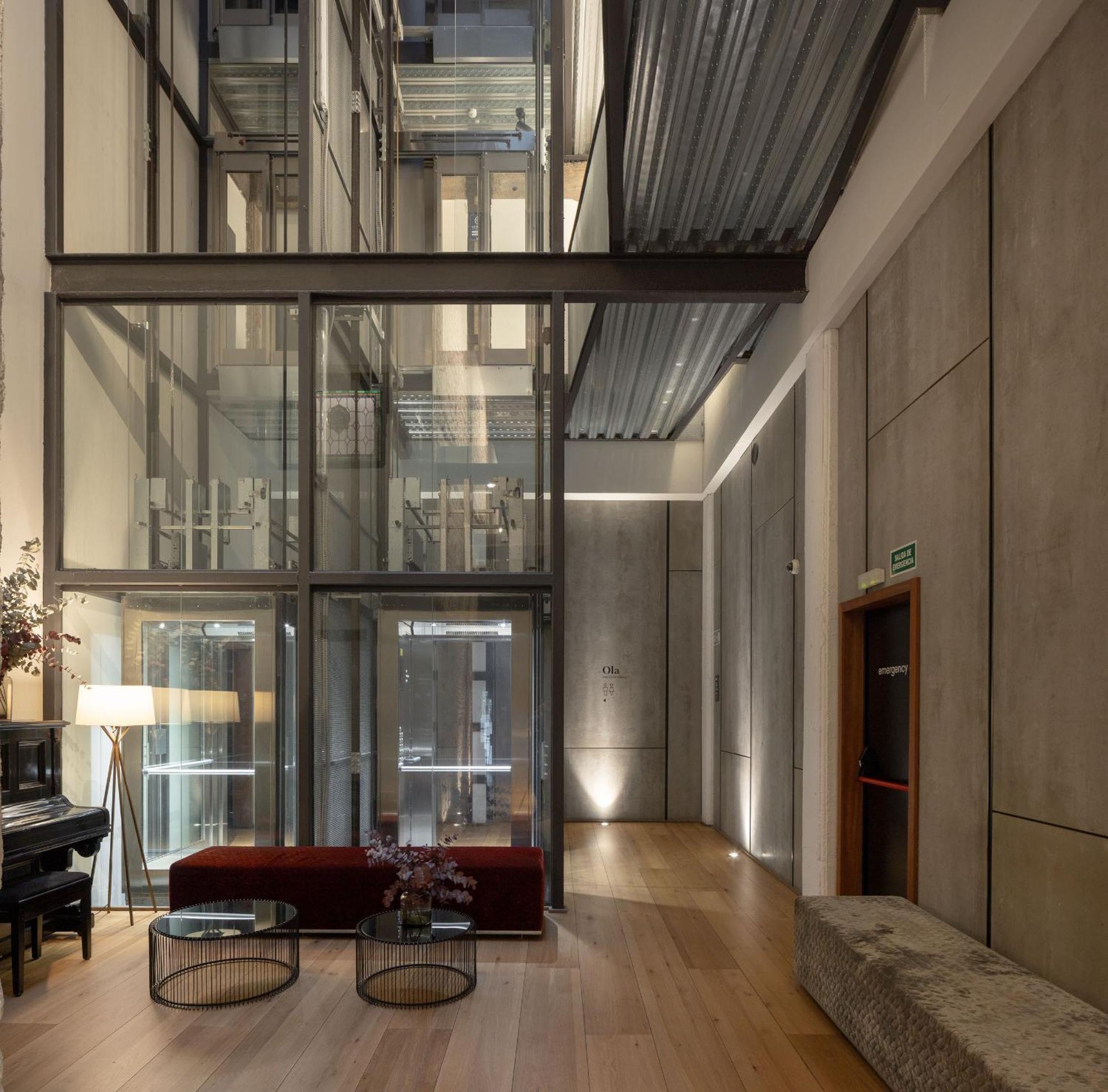 Hotel Tayko Bilbao Kültér fotó