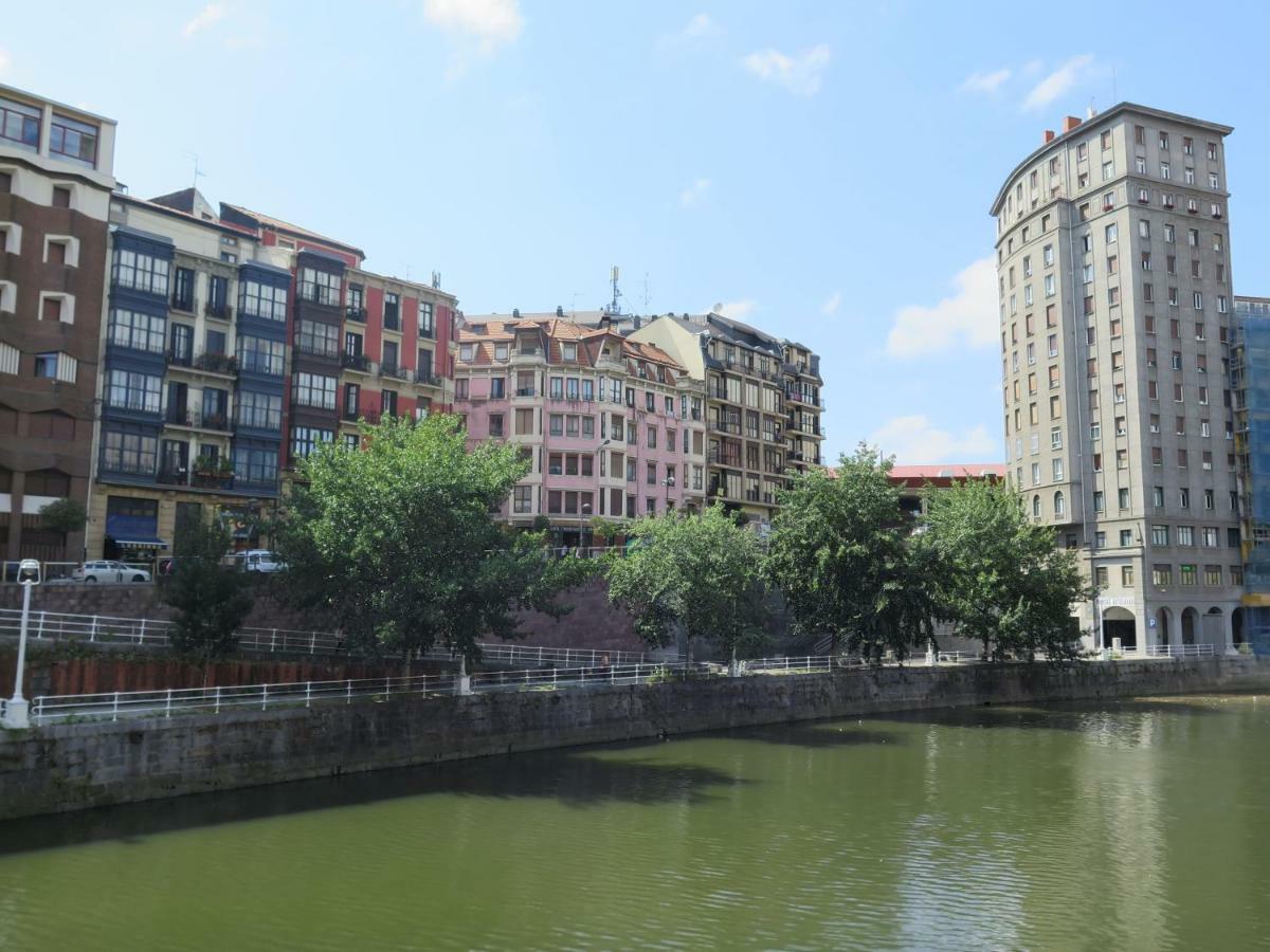 Hotel Tayko Bilbao Kültér fotó